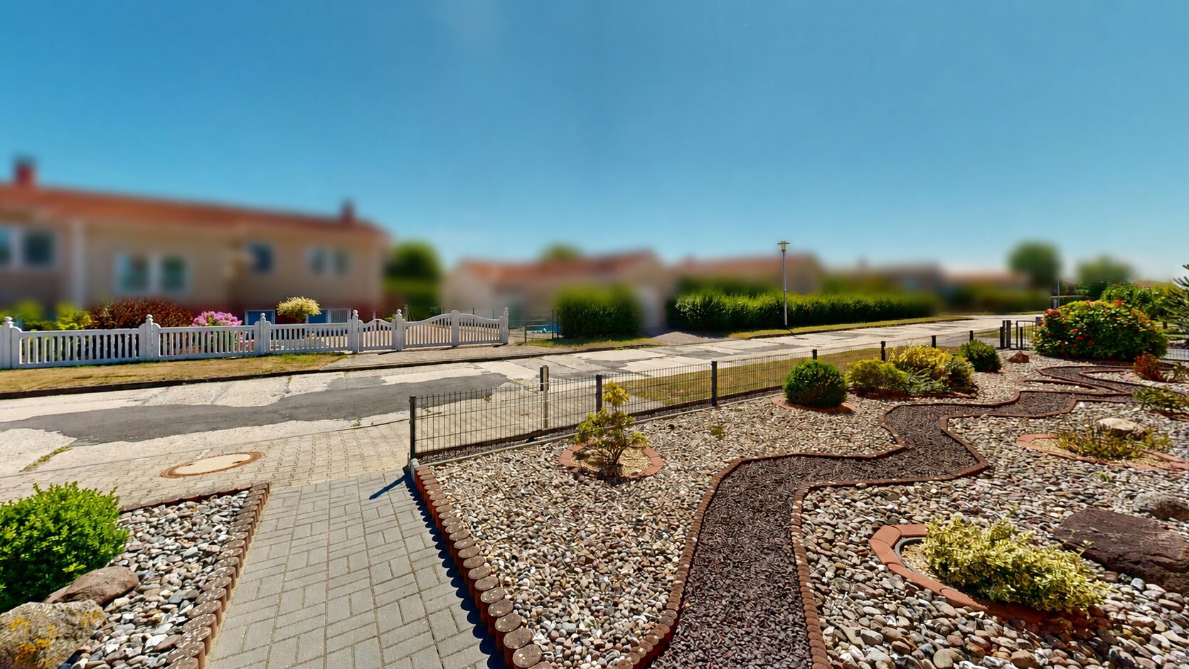 Blick in den Vorgarten